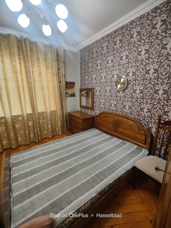 Продаю 3-к квартиру (70 м²) в Бишкеке