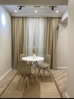 Продаю 2-к квартиру (57 м²) в Бишкеке
