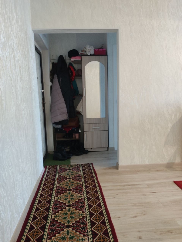Продаю 2-к квартиру (44 м²) в Бишкеке