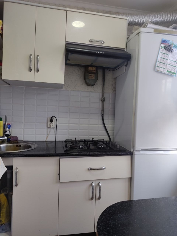 Продаю 2-к квартиру (44 м²) в Бишкеке