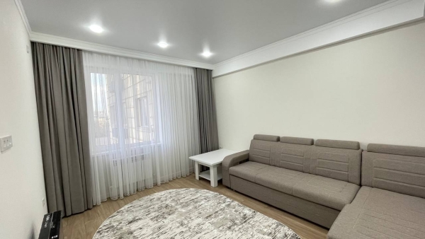 Продаю 1-к квартиру (40 м²) в Бишкеке