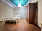 Продаю 3-к квартиру (160 м²) в Бишкеке