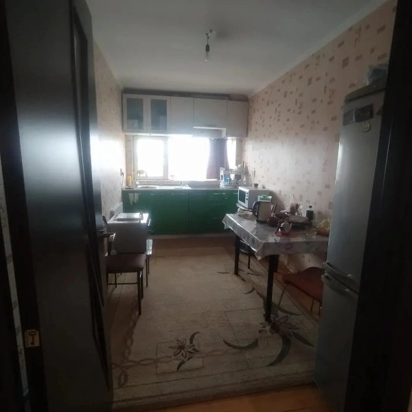 Продаю 2-к квартиру (45 м²) в Бишкеке
