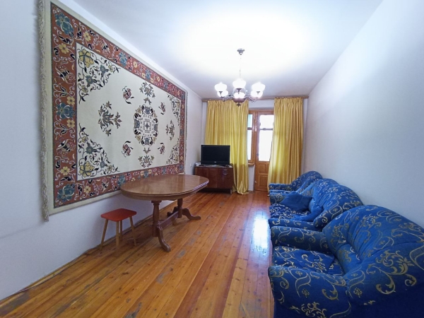 Продаю 3-к квартиру (67 м²) в Бишкеке