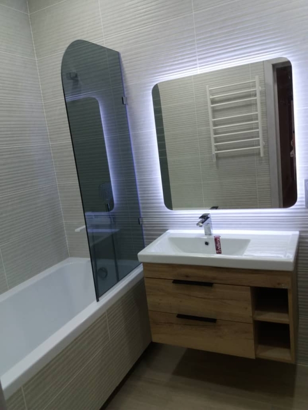 Продаю 2-к квартиру (76 м²) в Бишкеке
