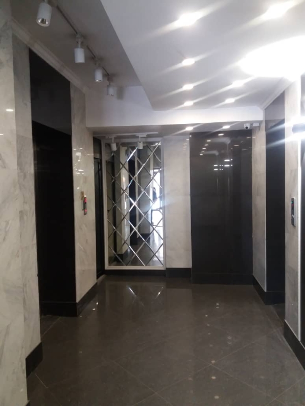 Продаю 2-к квартиру (76 м²) в Бишкеке