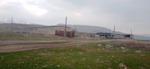 Продаю  участок (552 соток) в Бишкеке
