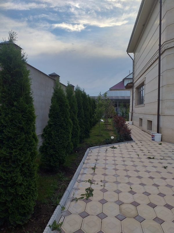 Продаю 6-к дом (296 м²) в Бишкеке