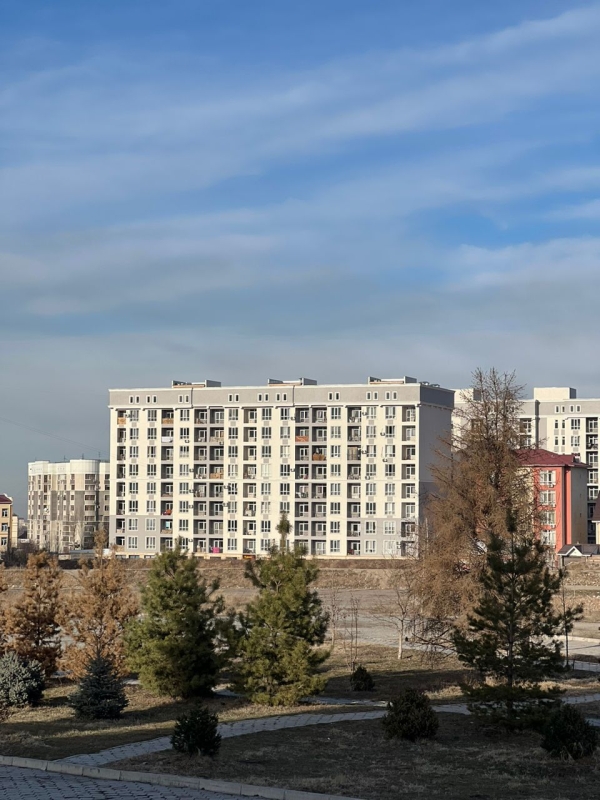 Продаю 3-к квартиру (87 м²) в Бишкеке