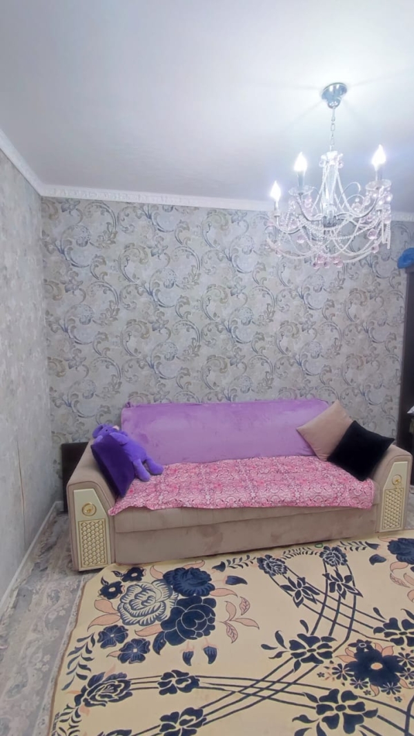 Продаю 1-к квартиру (47 м²) в Бишкеке