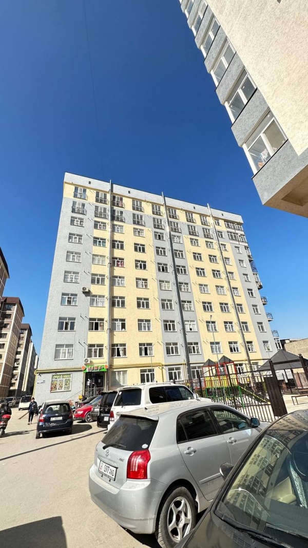 Продаю 1-к квартиру (54 м²) в Бишкеке