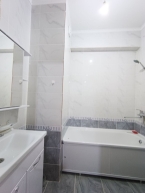 Продаю 1-к квартиру (46 м²) в Бишкеке