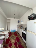 Продаю 1-к квартиру (42 м²) в Бишкеке