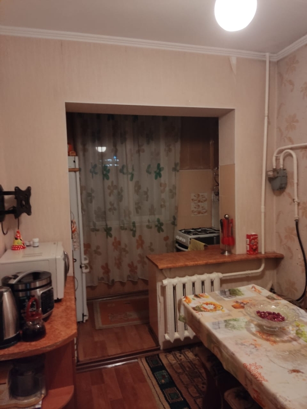 Продаю 3-к квартиру (62 м²) в Бишкеке