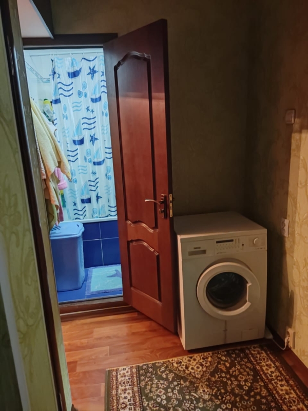 Продаю 3-к квартиру (62 м²) в Бишкеке
