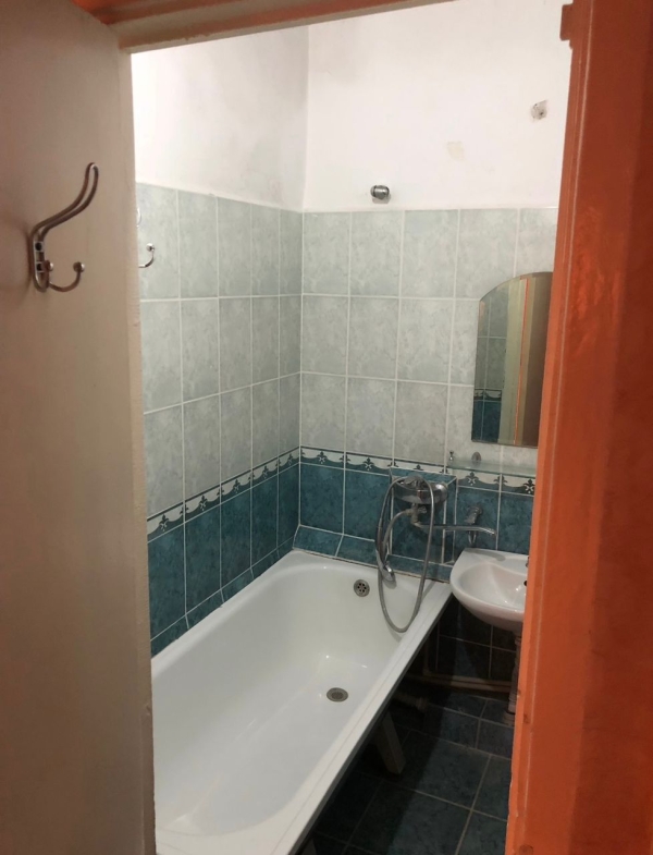Продаю 4-к квартиру (78 м²) в Бишкеке