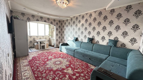 Продаю 1-к квартиру (44 м²) в Бишкеке