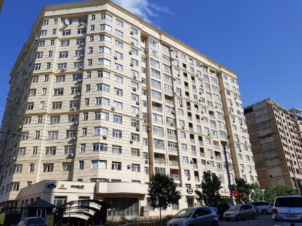 Продаю 3-к квартиру (80 м²) в Бишкеке
