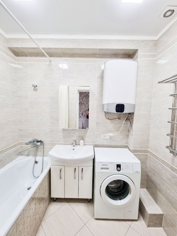 Продаю 3-к квартиру (80 м²) в Бишкеке