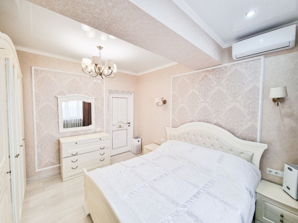 Продаю 3-к квартиру (80 м²) в Бишкеке