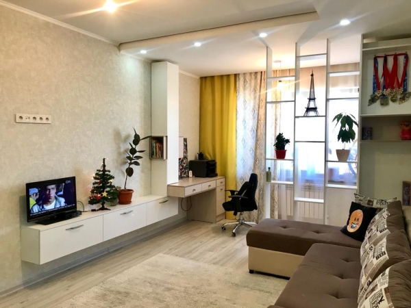 Продаю 1-к квартиру (48 м²) в Бишкеке