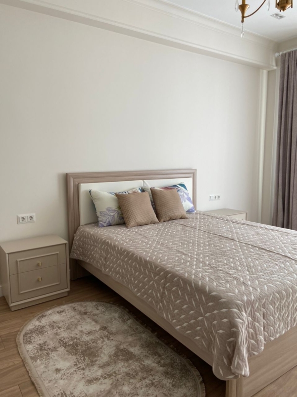 Сдаю 2-к квартиру (90 м²) в Бишкеке