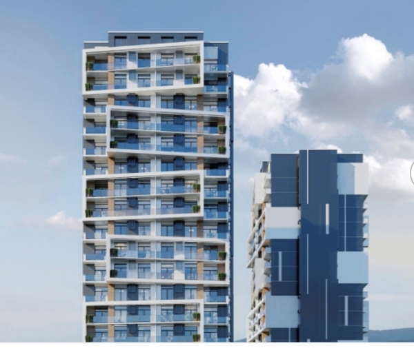 Продаю 2-к квартиру (78 м²) в Бишкеке