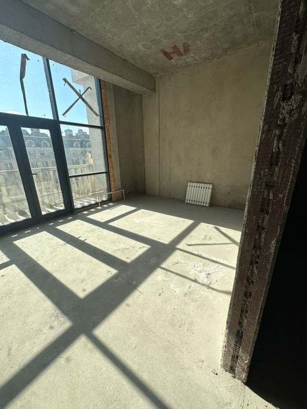 Продаю 5-к квартиру (254 м²) в Бишкеке
