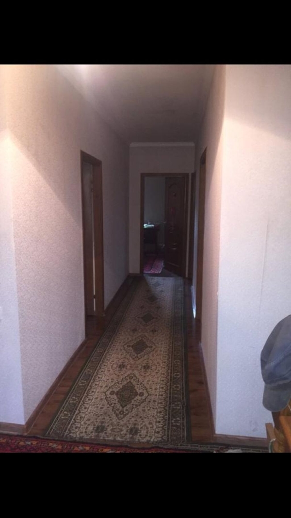 Продаю 7-к дом (8000 м²) в Бишкеке