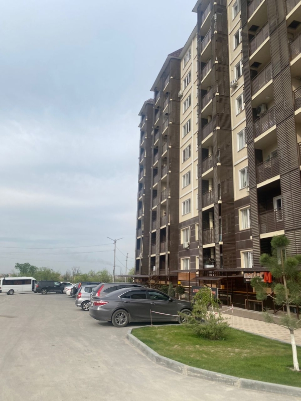 Продаю 1-к квартиру (48 м²) в Бишкеке