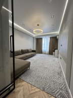 Продаю 4-к квартиру (130 м²) в Бишкеке