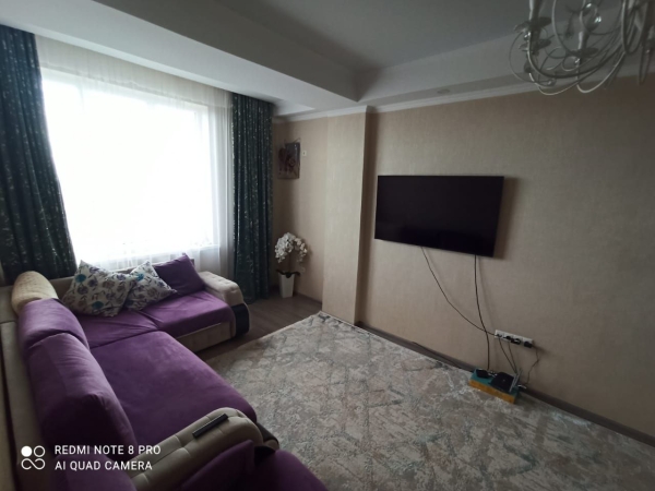 Продаю 3-к квартиру (82 м²) в Бишкеке