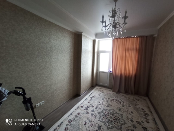 Продаю 3-к квартиру (82 м²) в Бишкеке