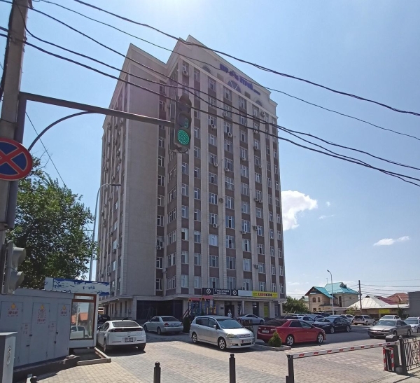 Продаю 3-к квартиру (82 м²) в Бишкеке