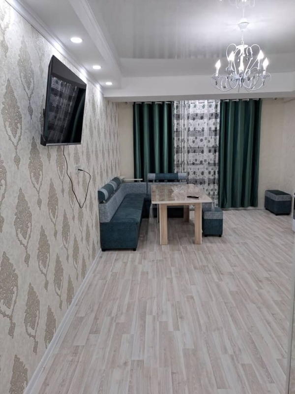Продаю 3-к квартиру (70 м²) в Бишкеке