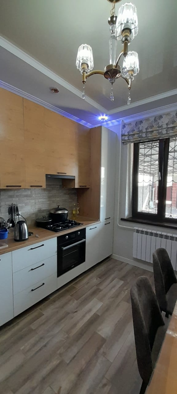 Продаю 5-к дом (160 м²) в Бишкеке