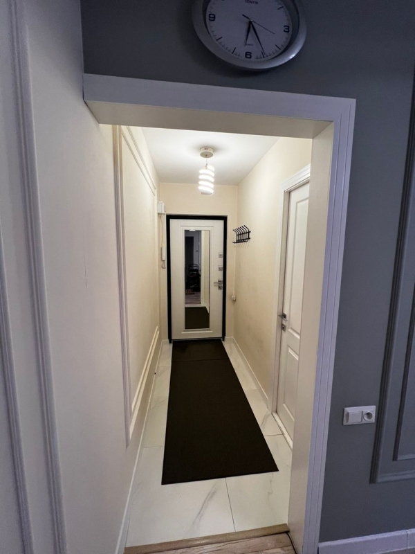 Продаю 3-к квартиру (58 м²) в Бишкеке