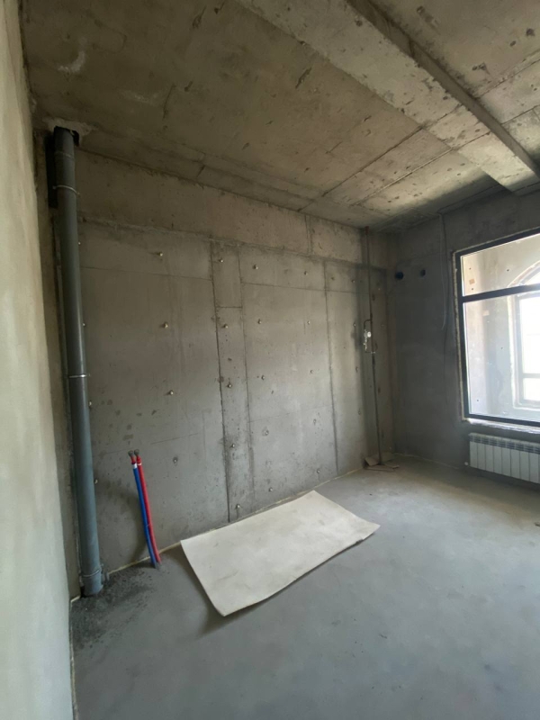 Продаю 1-к квартиру (47 м²) в Бишкеке