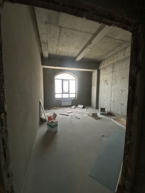 Продаю 1-к квартиру (47 м²) в Бишкеке