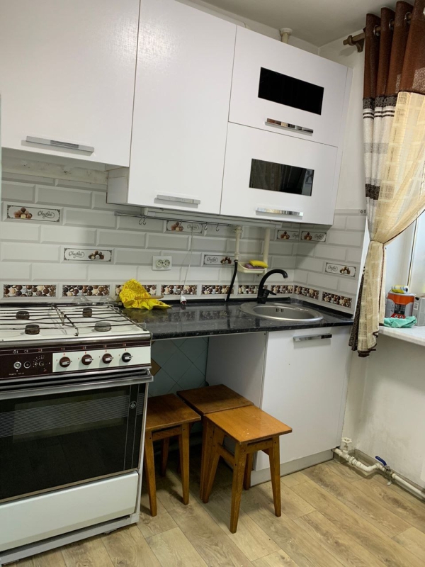 Продаю 2-к квартиру (48 м²) в Бишкеке