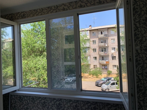 Продаю 2-к квартиру (48 м²) в Бишкеке