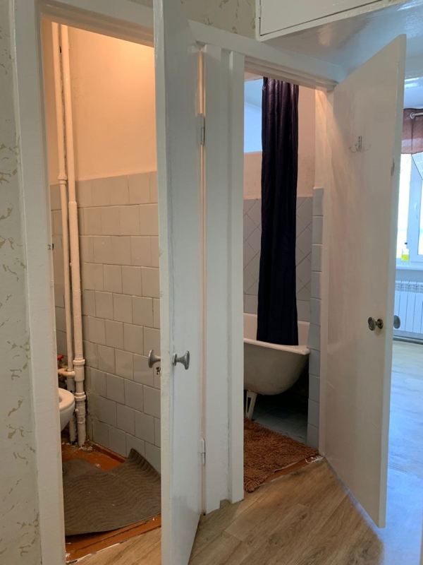 Продаю 2-к квартиру (48 м²) в Бишкеке