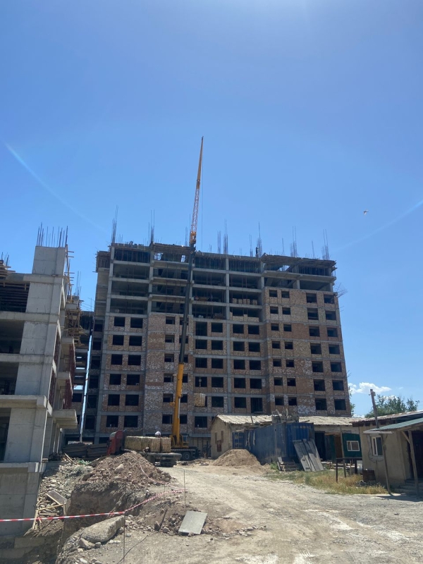 Продаю 2-к квартиру (52 м²) в Бишкеке