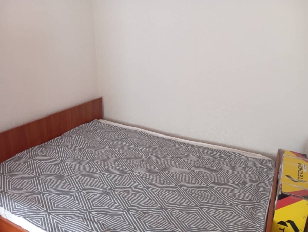 Продаю 3-к квартиру (56 м²) в Бишкеке