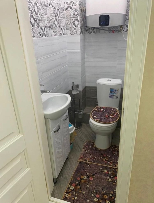 Продаю 2-к квартиру (63 м²) в Бишкеке