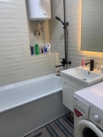 Продаю 2-к квартиру (68 м²) в Бишкеке