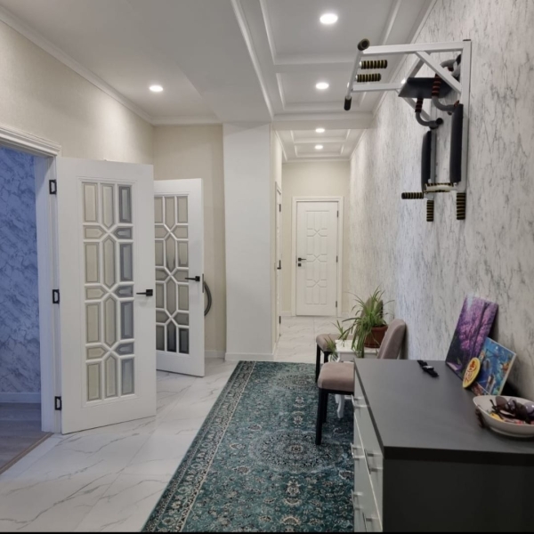 Продаю 3-к квартиру (120 м²) в Бишкеке