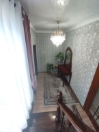 Продаю 7-к дом (150 м²) в Бишкеке