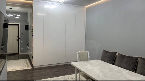 Продаю 2-к квартиру (48 м²) в Бишкеке
