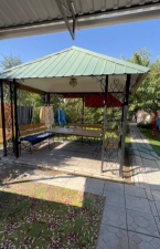 Продаю 7-к дом (250 м²) в Бишкеке